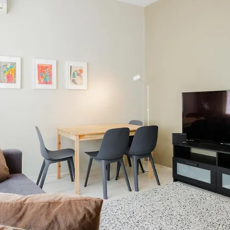 Apartment Centrally Located Chic Flat Near Macka Park *